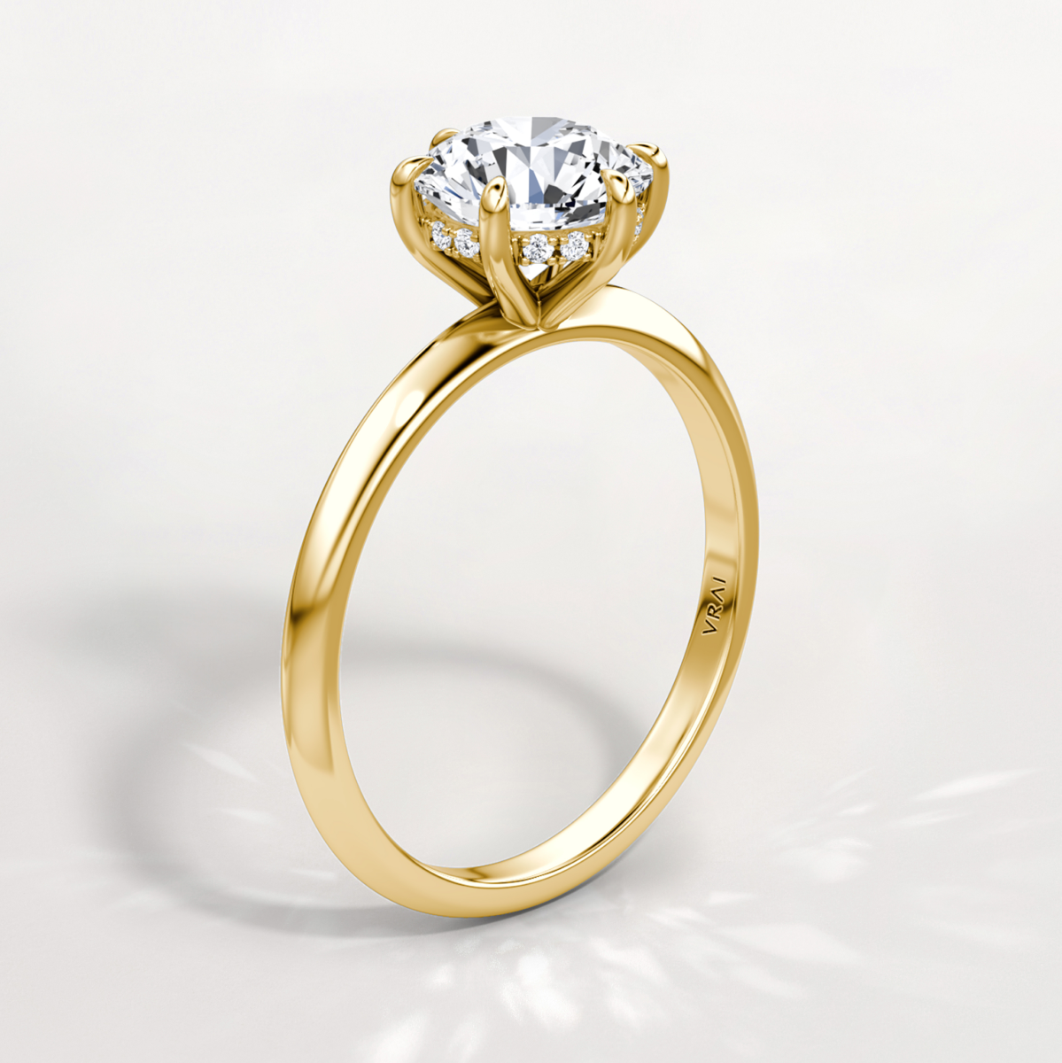 VRAI Created diamond knife-edge engagement ring