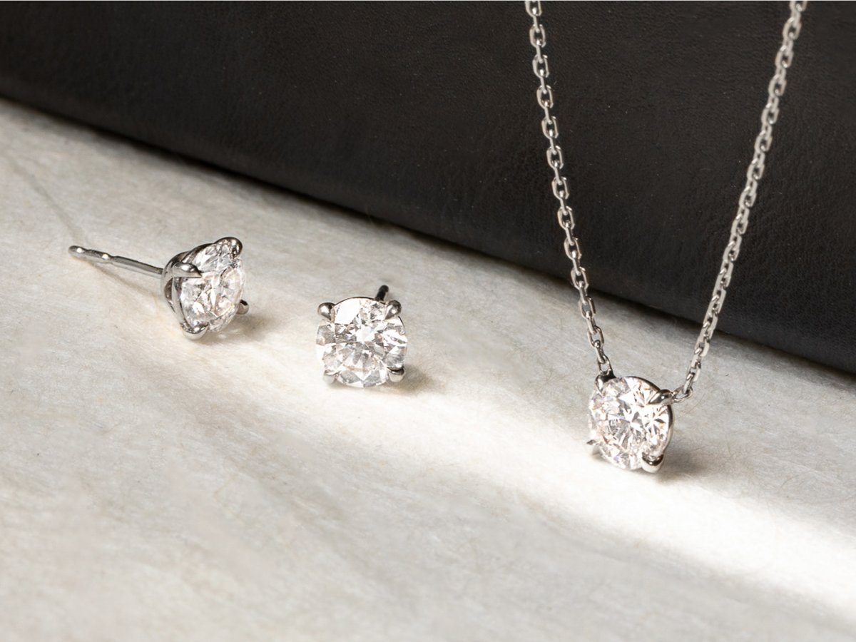 VRAI Solitaire necklace & studs featuring VRAI created diamonds