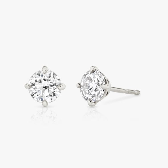 VRAI Solitaire Stud White Gold