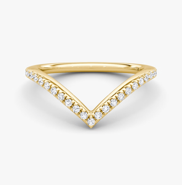 The Signature V Band Pavé